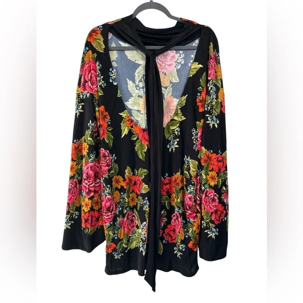 Floral Long Sleeve Blouse